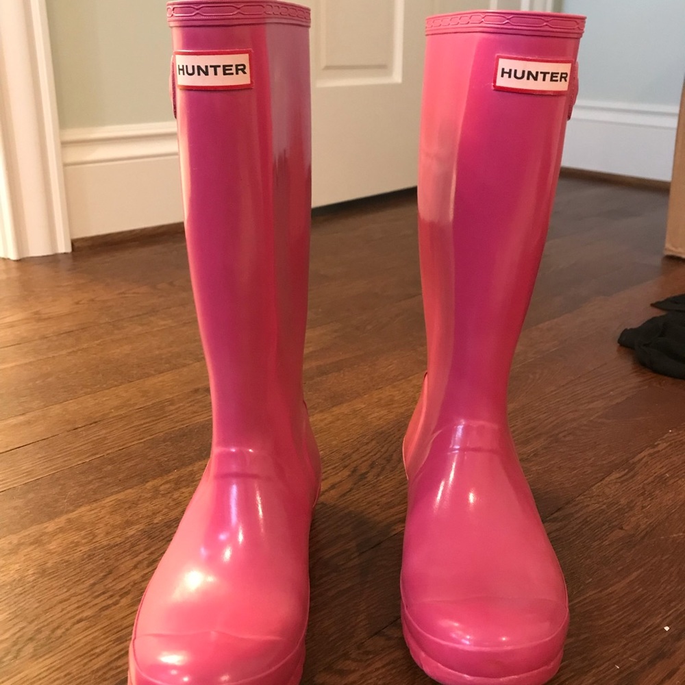 Bright pink Hunter Rainboots